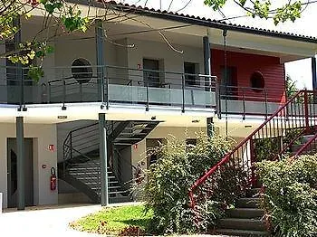 Hotell Logis - Et Restaurant Le Relais Des Garrigues 2*