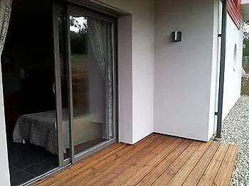 Logis - Et Restaurant Le Relais Des Garrigues 2*