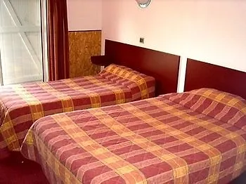 Logis - Et Restaurant Le Relais Des Garrigues Hotell