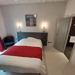 Hotel Relais Des Garrigues Grisolles (Tarn-et-Garonne)
