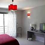 Hotel Relais Des Garrigues Grisolles (Tarn-et-Garonne)