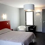 Relais Des Garrigues 2*