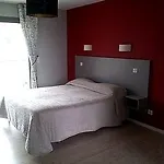 Relais Des Garrigues Hotel 2*