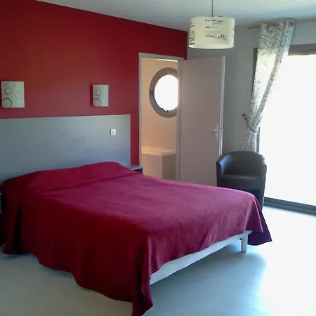 Logis - Et Restaurant Le Relais Des Garrigues 2* Grisolles (Tarn-et-Garonne)