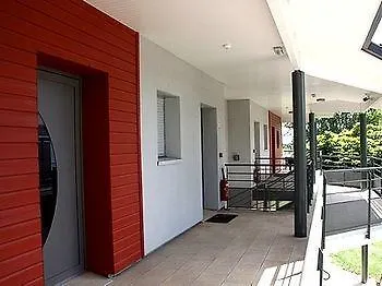 Hotel Logis - Et Restaurant Le Relais Des Garrigues