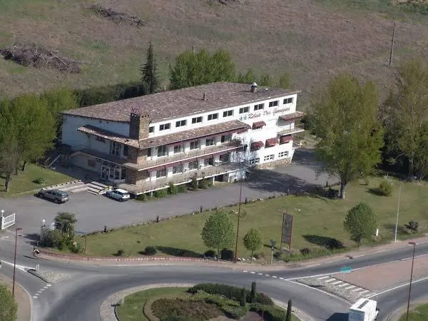 Logis - Et Restaurant Le Relais Des Garrigues Grisolles (Tarn-et-Garonne)