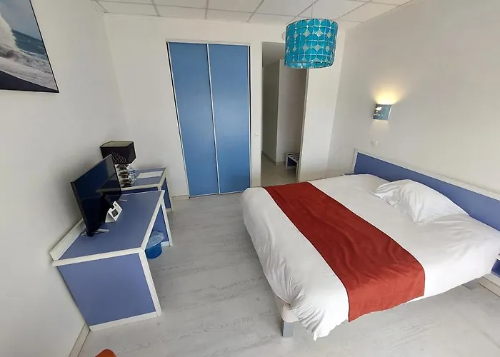 Relais Des Garrigues Hotel 2*